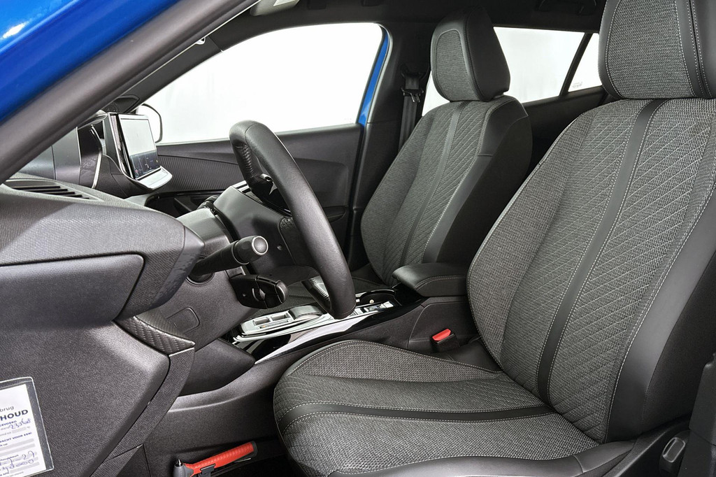 Peugeot e-2008 (X883SP) met abonnement
