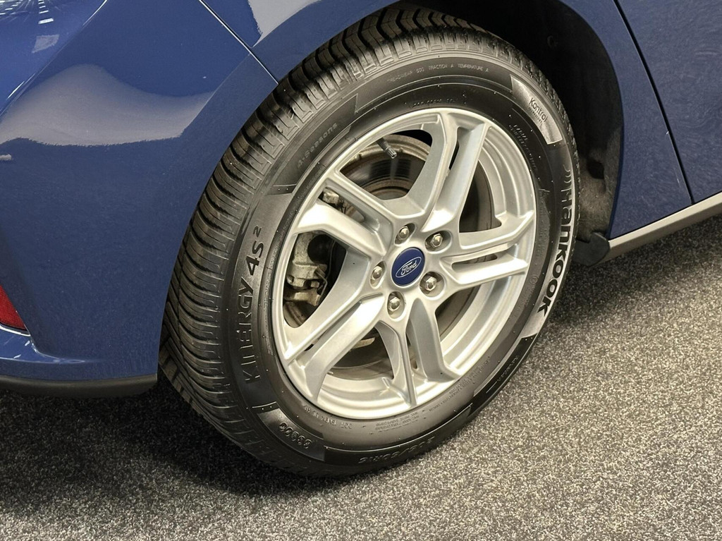 Ford Focus (K142HD) met abonnement