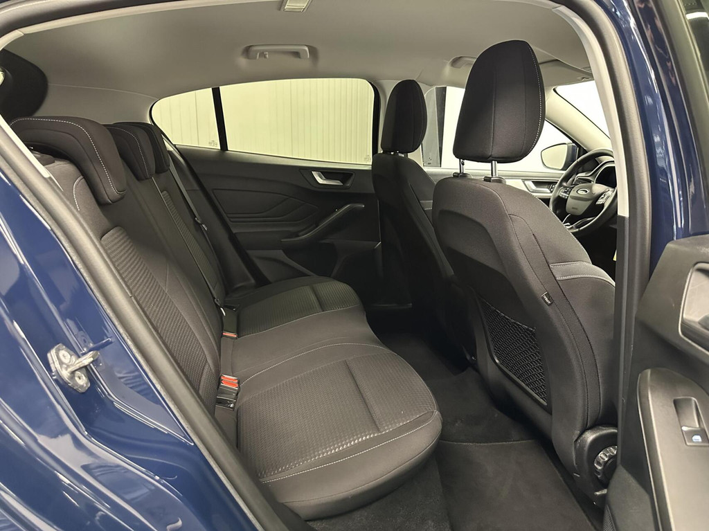 Ford Focus (K142HD) met abonnement