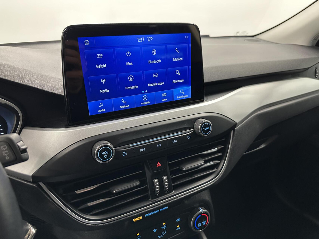 Ford Focus (K142HD) met abonnement