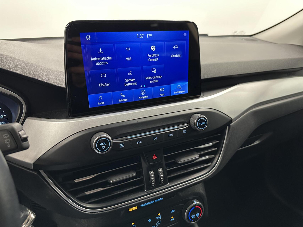 Ford Focus (K142HD) met abonnement