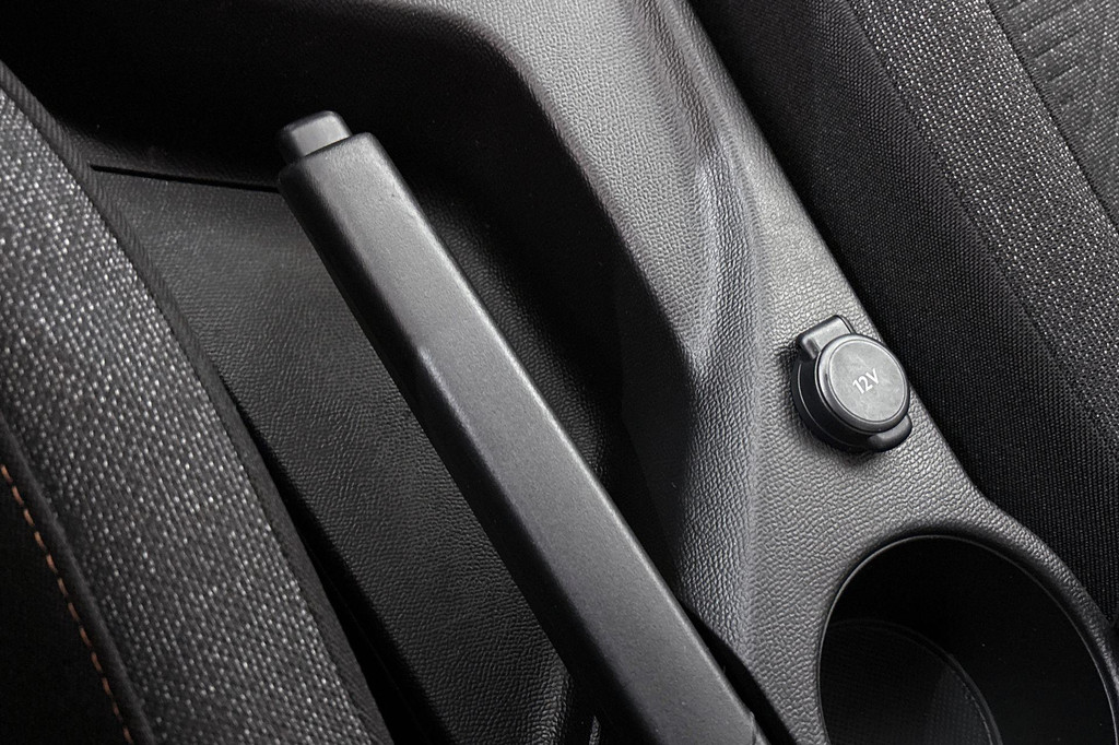 Peugeot 208 (GZX22V) met abonnement