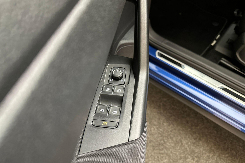Volkswagen Polo (R089SN) met abonnement
