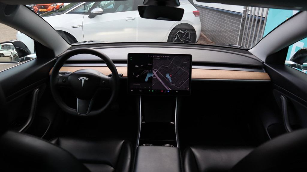 Tesla Model 3 (K915FF) met abonnement