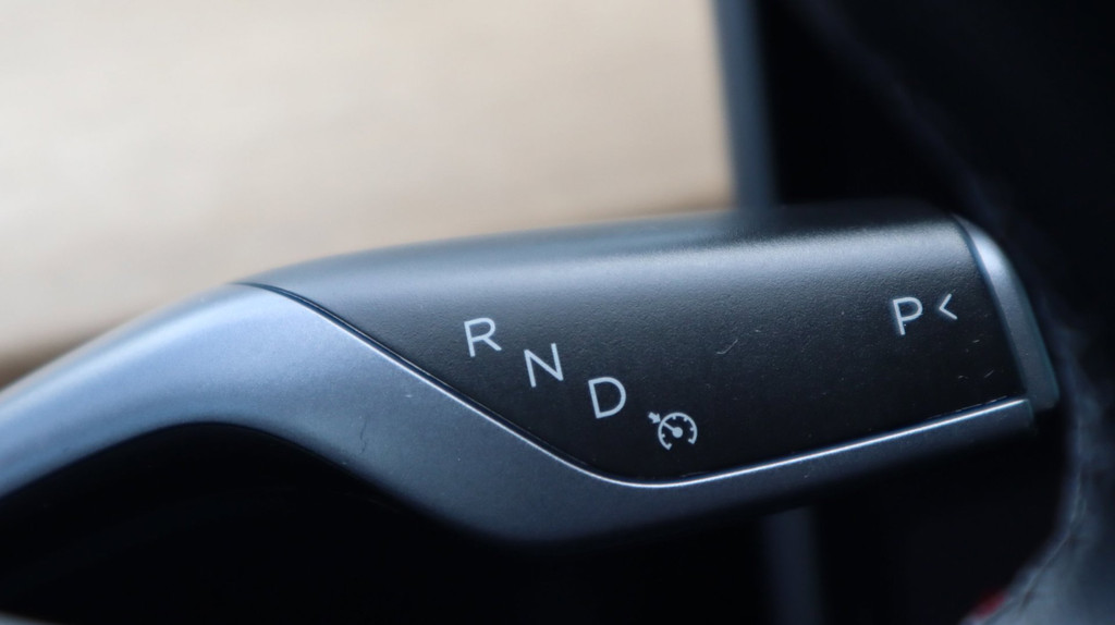 Tesla Model 3 (K915FF) met abonnement