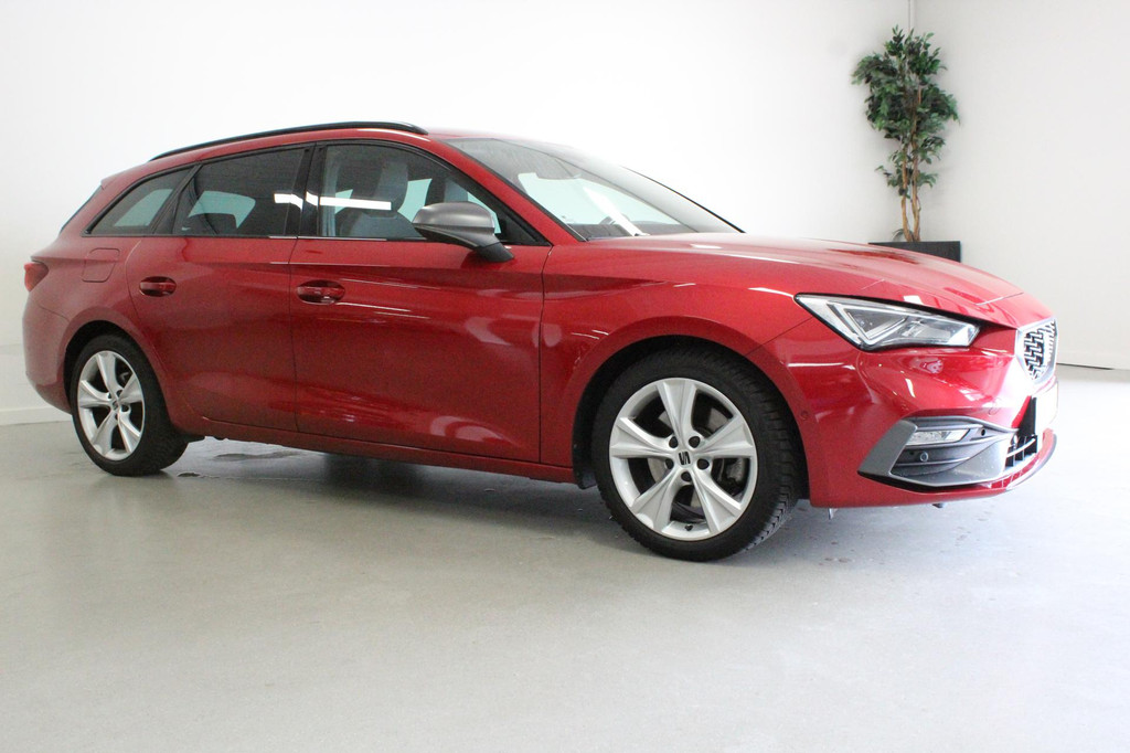 Seat Leon Sportstourer (L543BZ) met abonnement
