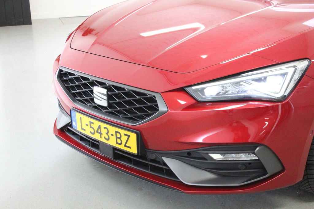 Seat Leon Sportstourer (L543BZ) met abonnement