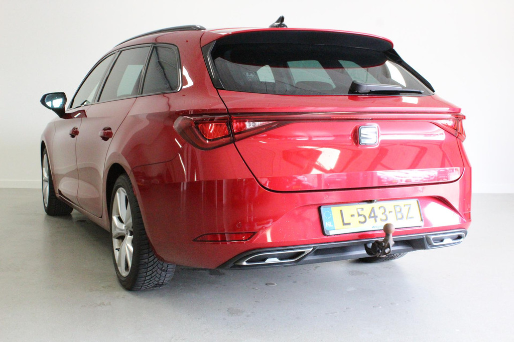 Seat Leon Sportstourer (L543BZ) met abonnement