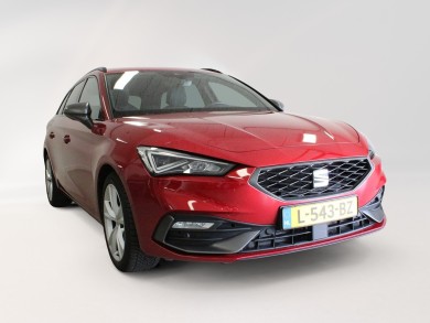 Seat Leon Sportstourer (L543BZ) met auto abonnement