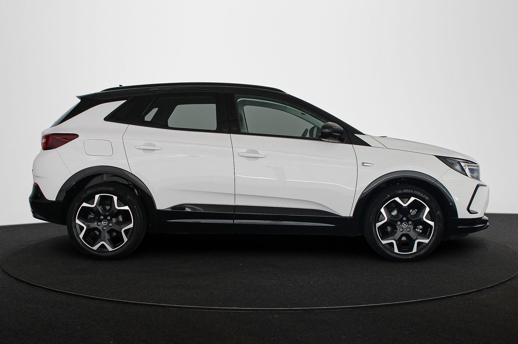 Opel Grandland (HJV63N) met abonnement