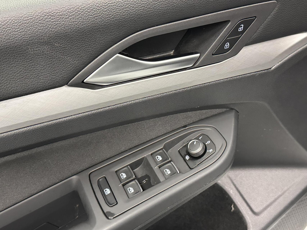 Volkswagen Golf (S734RS) met abonnement