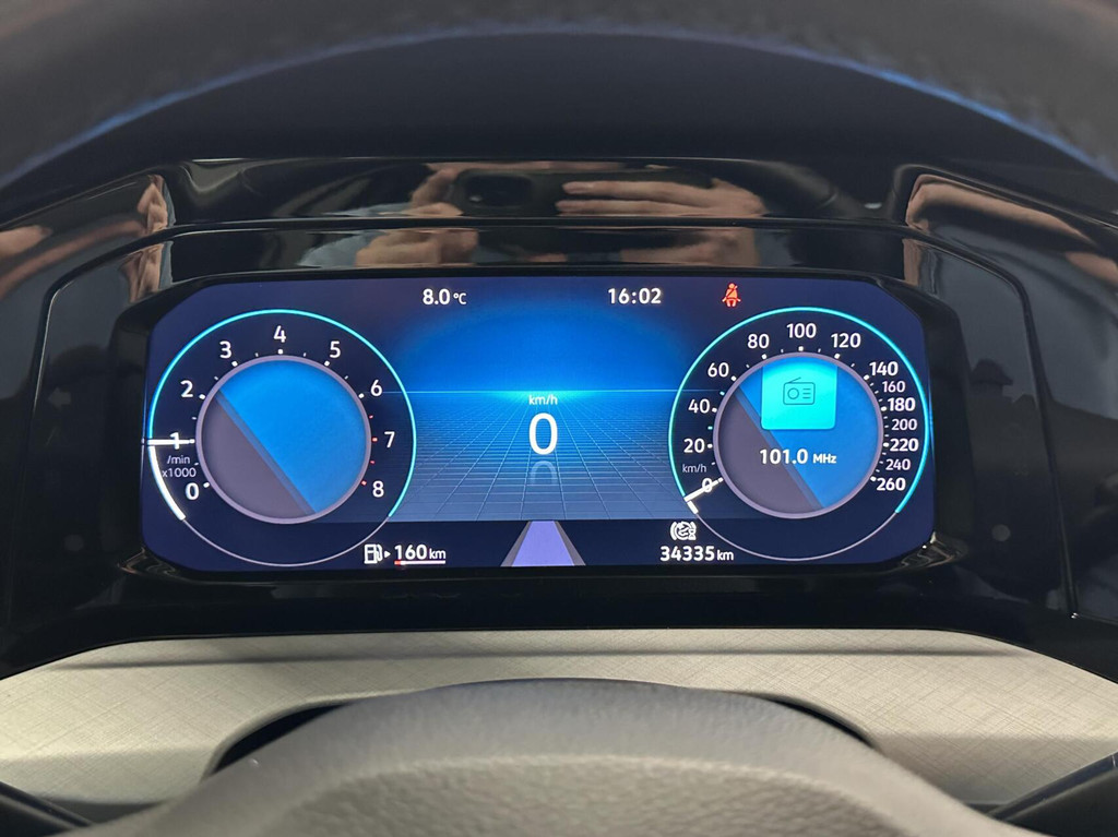 Volkswagen Golf (S734RS) met abonnement