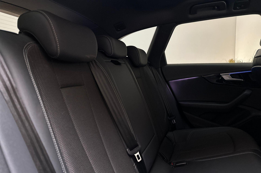 Audi A4 (Z642JF) met abonnement