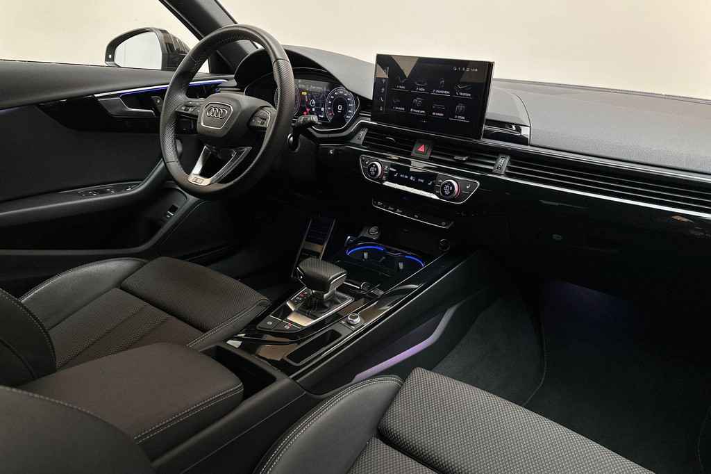 Audi A4 (Z642JF) met abonnement