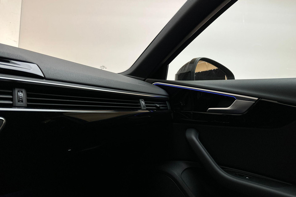 Audi A4 (Z642JF) met abonnement