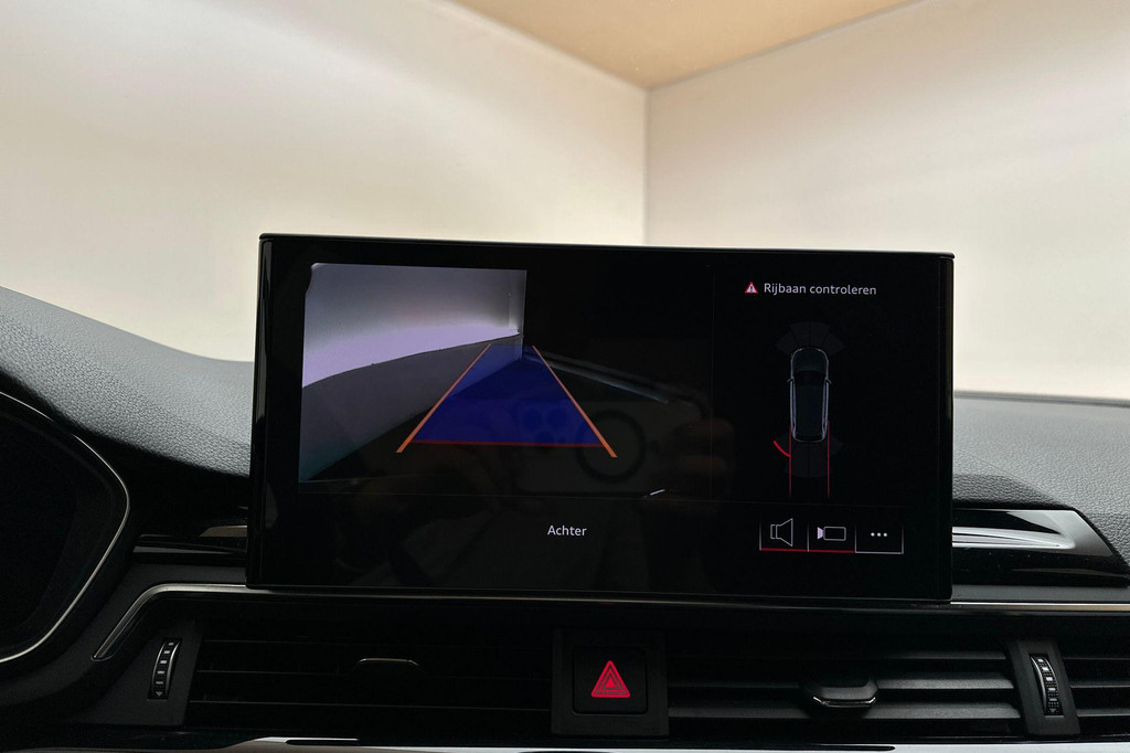 Audi A4 (Z642JF) met abonnement