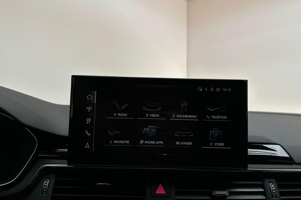 Audi A4 (Z642JF) met abonnement