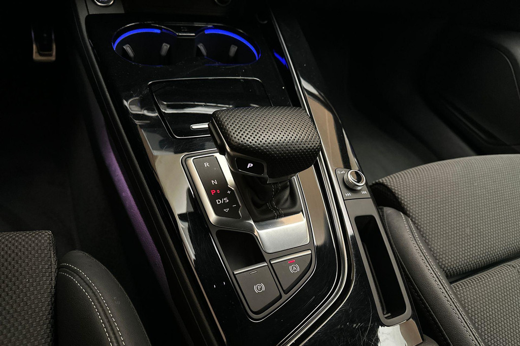 Audi A4 (Z642JF) met abonnement