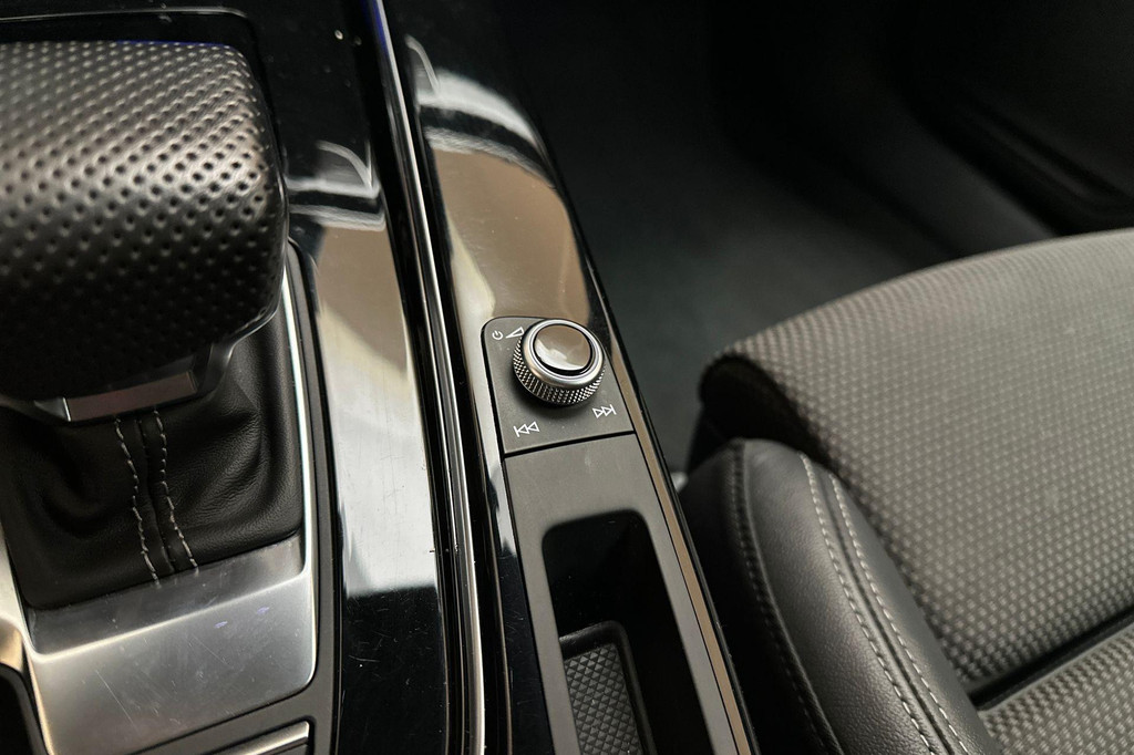 Audi A4 (Z642JF) met abonnement