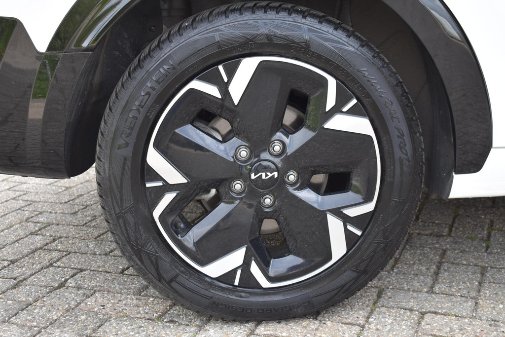 Kia e-Niro (Z767BD) met abonnement