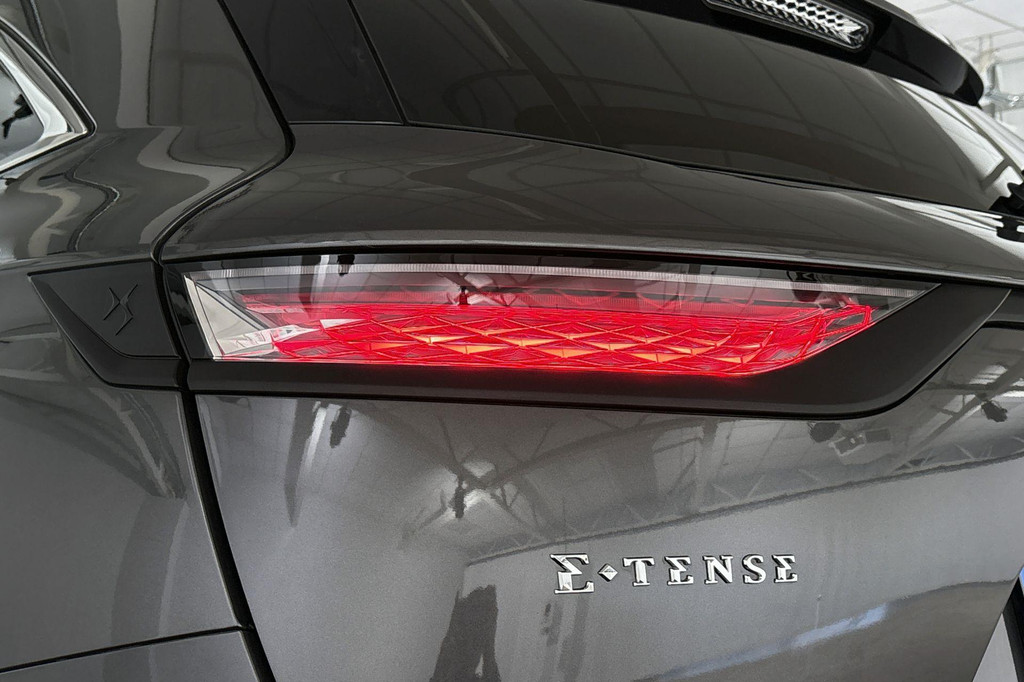 DS 7 Crossback (KFJ82D) met abonnement