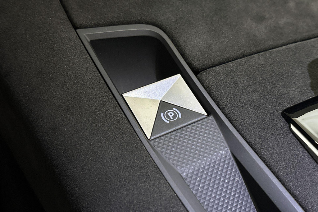 DS 7 Crossback (KFJ82D) met abonnement