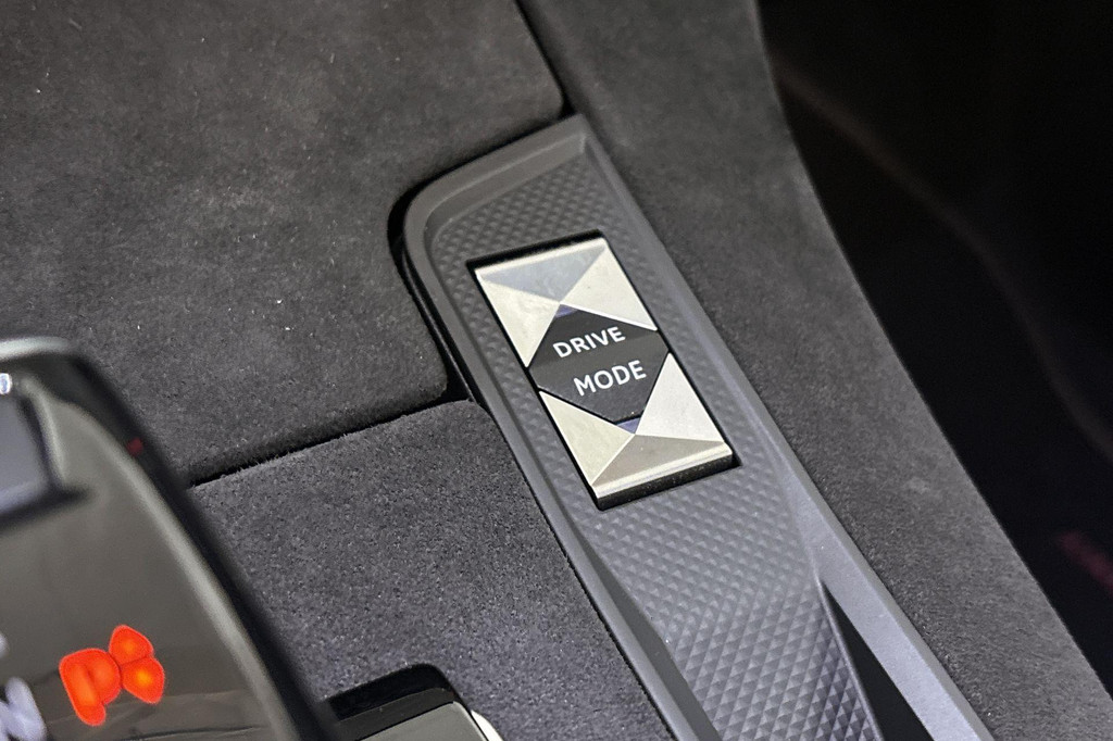 DS 7 Crossback (KFJ82D) met abonnement