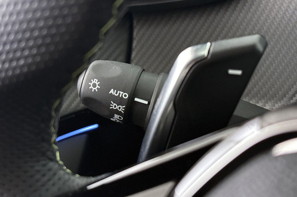 Peugeot 208 (JSZ69J) met abonnement