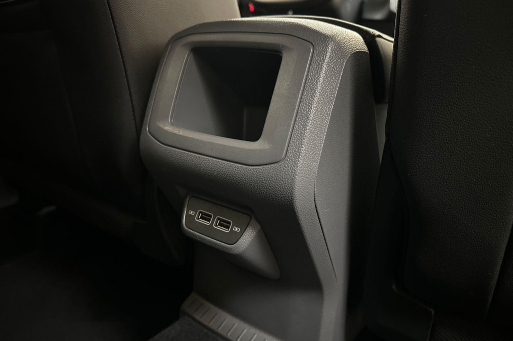 Volkswagen T-Cross (H787SH) met abonnement