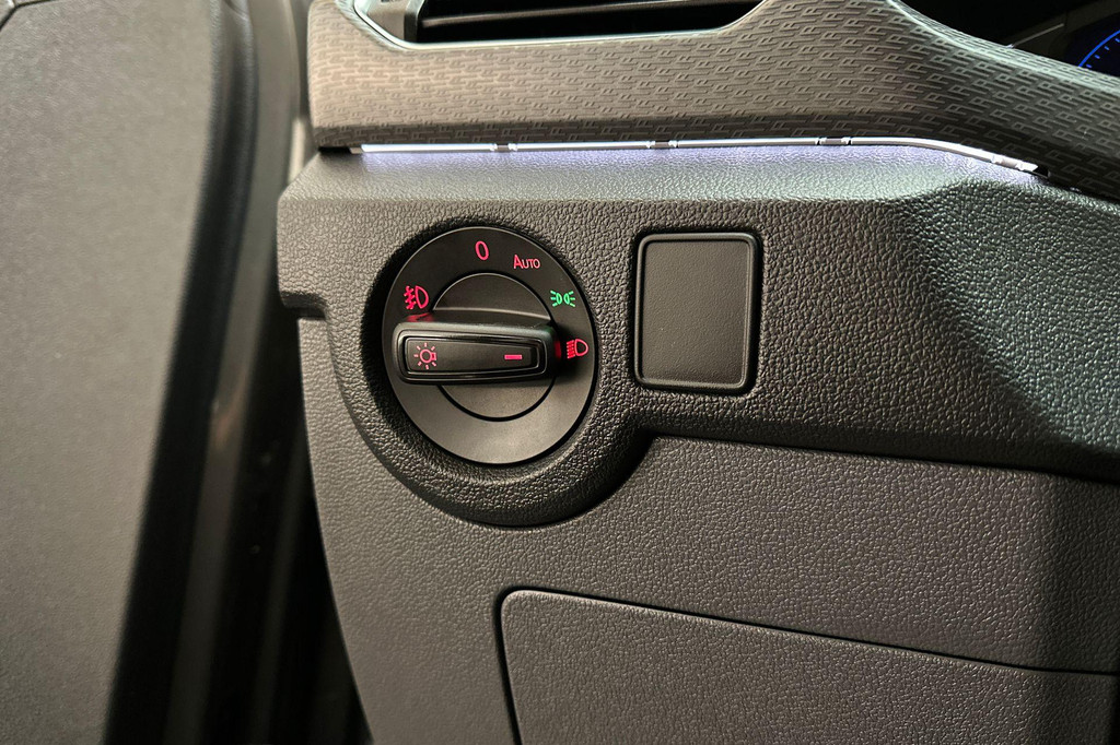 Volkswagen T-Cross (H787SH) met abonnement