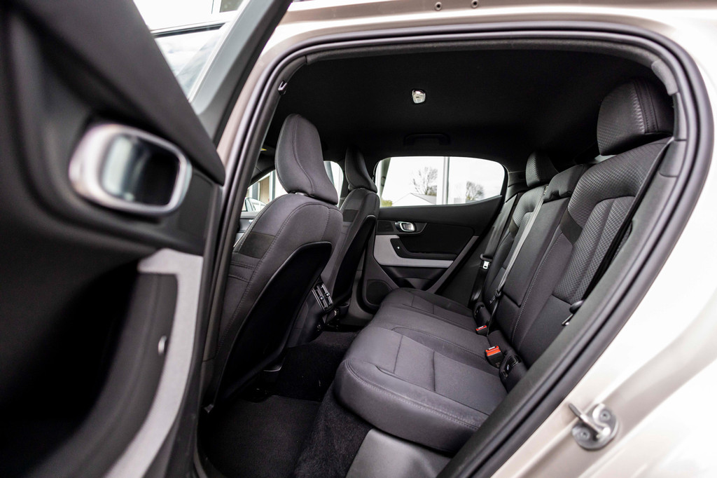 Polestar 2 (KHD70N) met abonnement