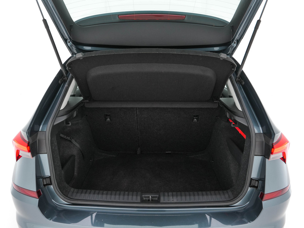 ŠKODA Kamiq (L973DR) met abonnement