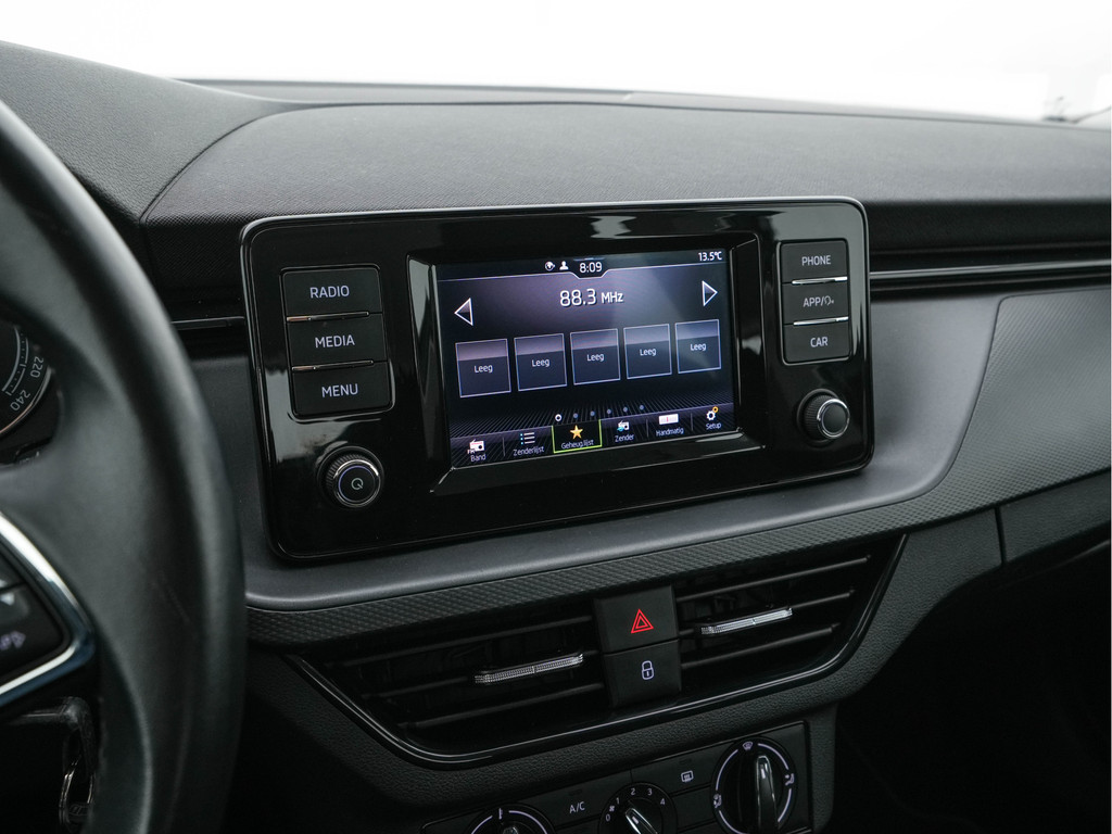 ŠKODA Kamiq (L973DR) met abonnement