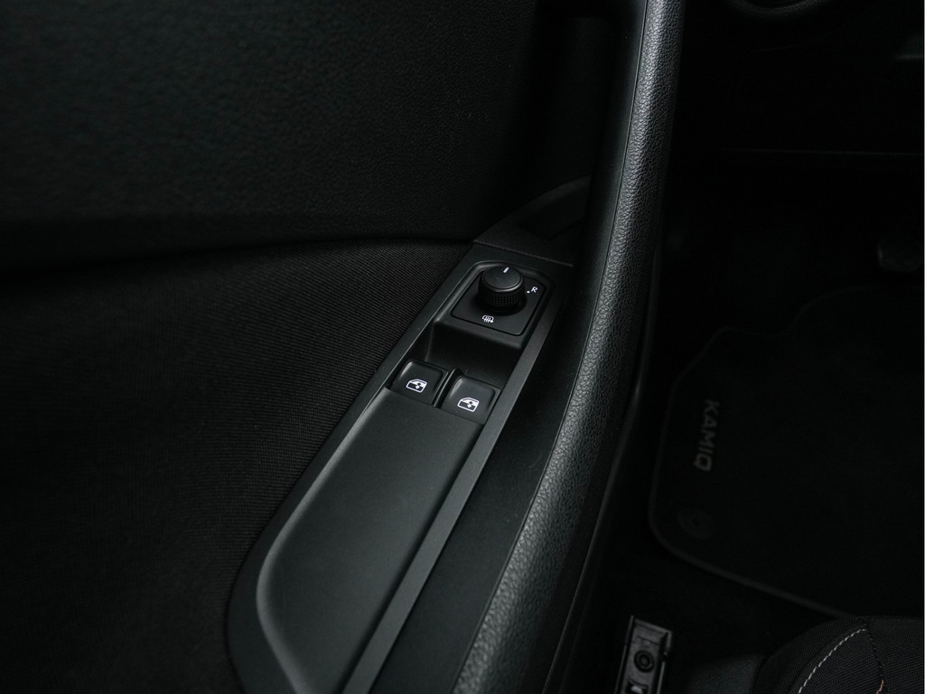ŠKODA Kamiq (L973DR) met abonnement