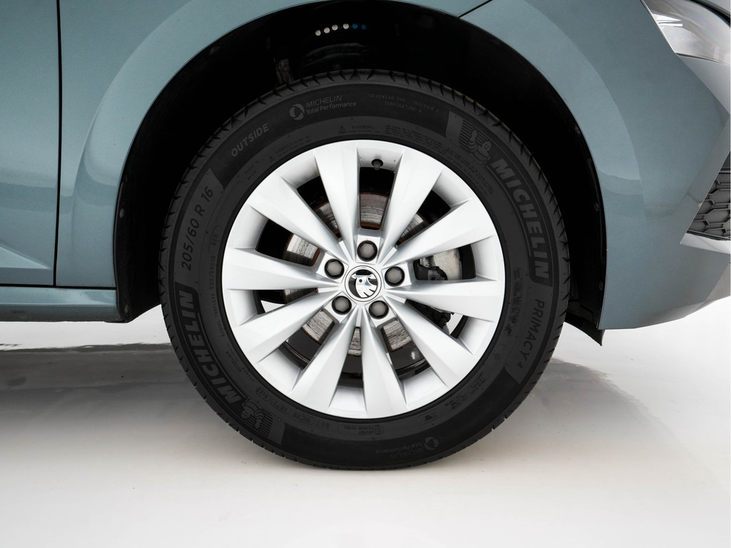 ŠKODA Kamiq (L973DR) met abonnement