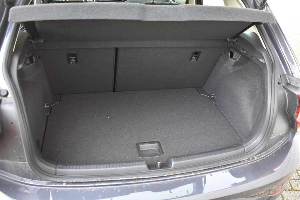 Volkswagen Polo (T909DK) met abonnement