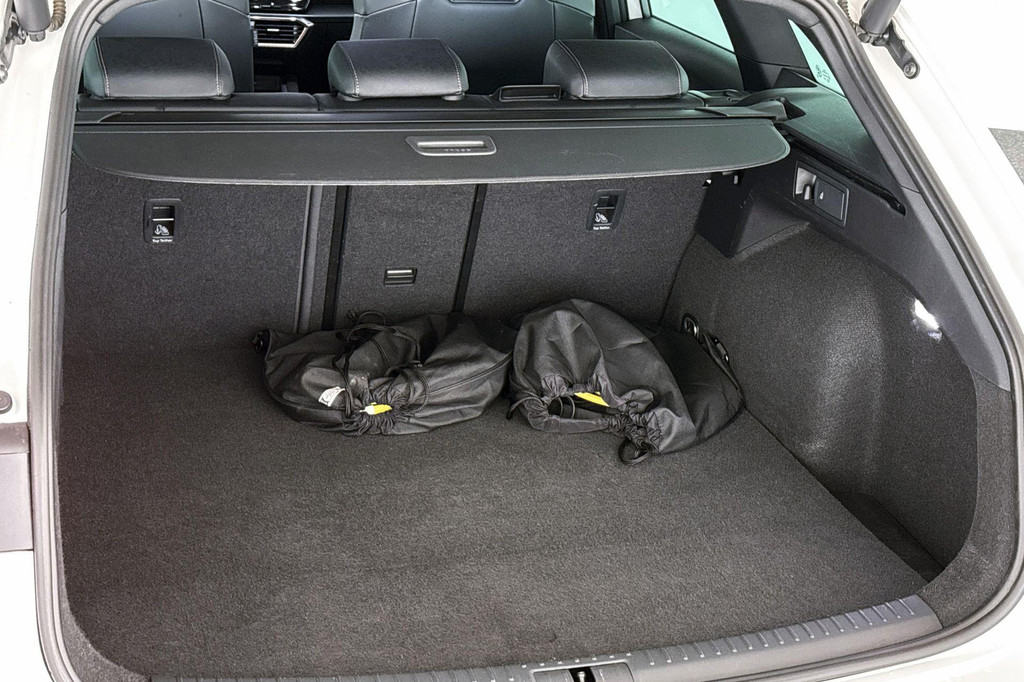 CUPRA Leon Sportstourer (KGV48B) met abonnement