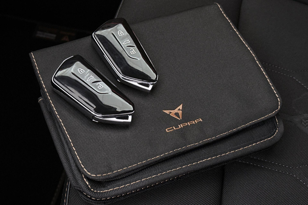 CUPRA Leon Sportstourer (KGV48B) met abonnement
