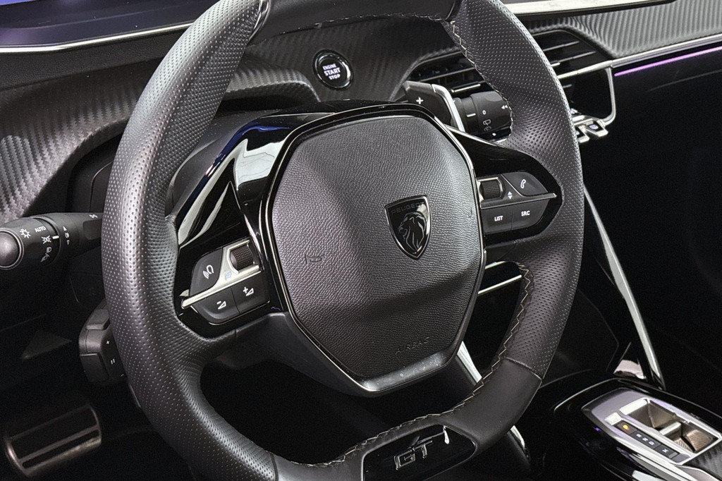 Peugeot 208 (HRX09F) met abonnement