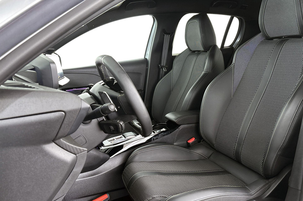 Peugeot 208 (HRX09F) met abonnement