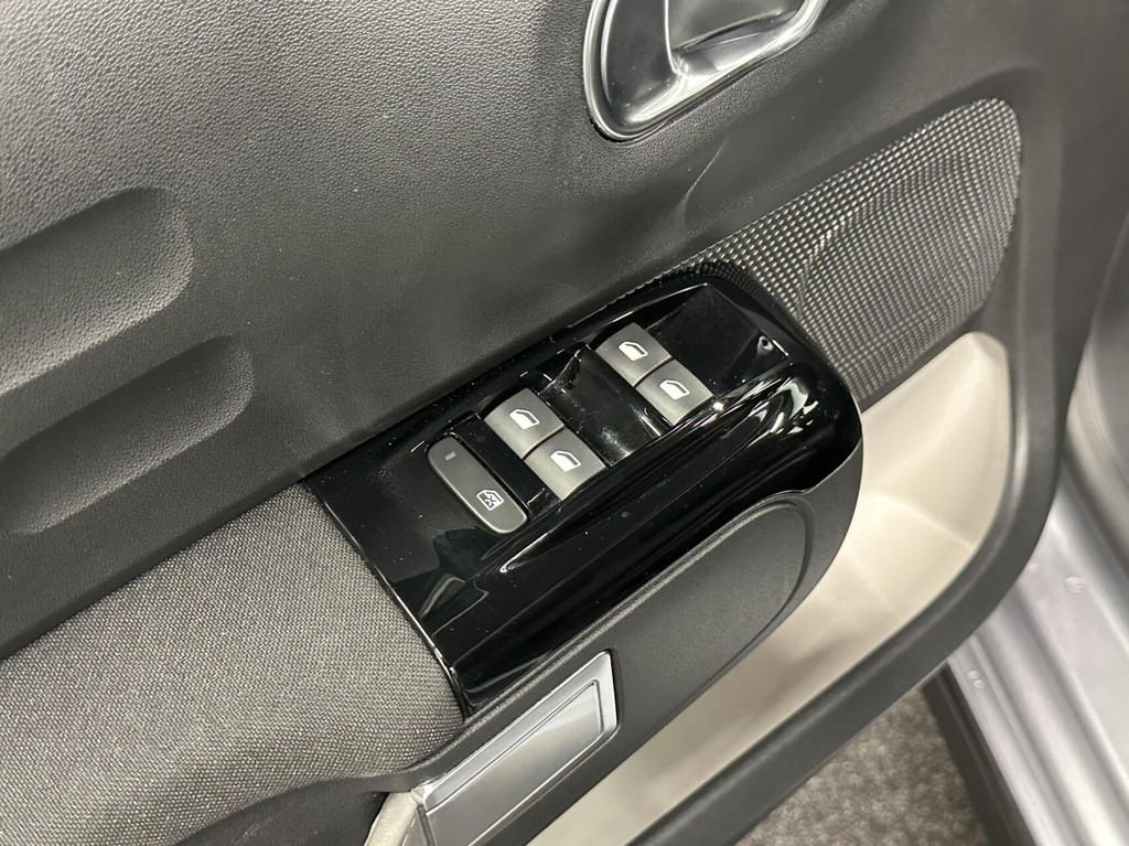 Citroën C3 (JLK81H) met abonnement