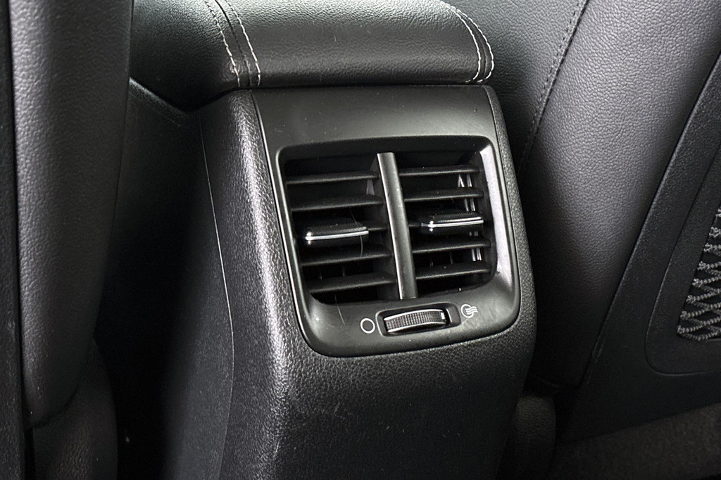 Kia Niro (KFK65N) met abonnement