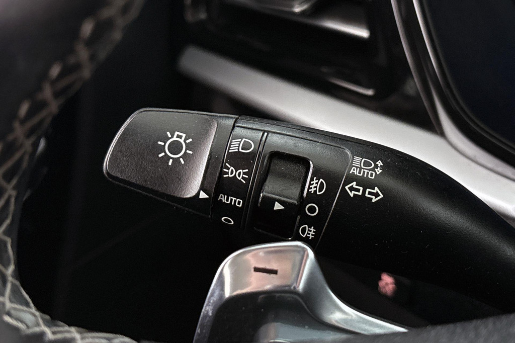 Kia Niro (KFK65N) met abonnement