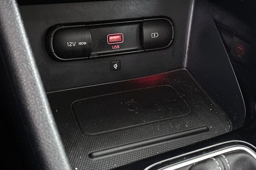 Kia Niro (KFK65N) met abonnement