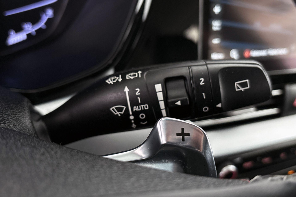 Kia Niro (KFK65N) met abonnement