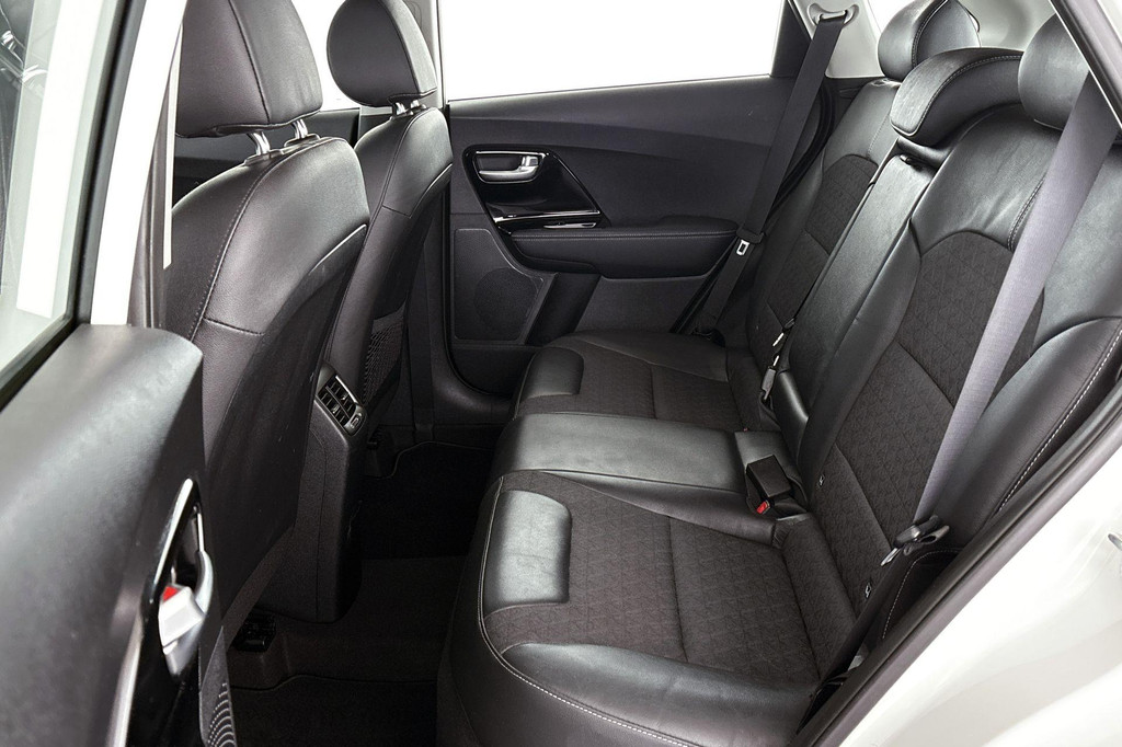 Kia Niro (KFK65N) met abonnement