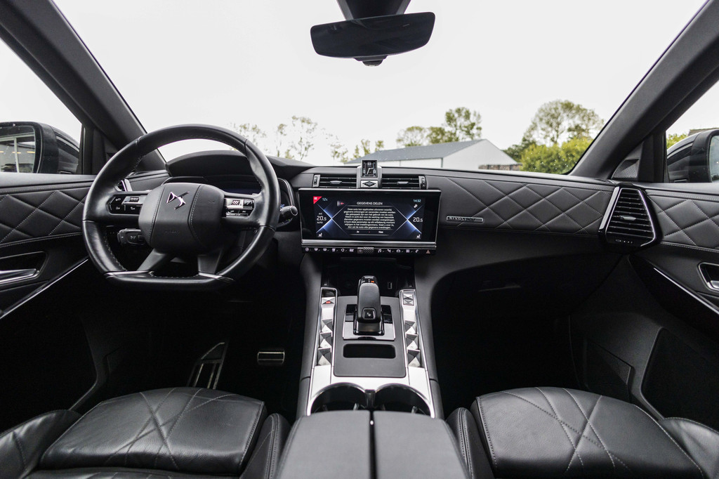 DS 7 Crossback (P890JZ) met abonnement