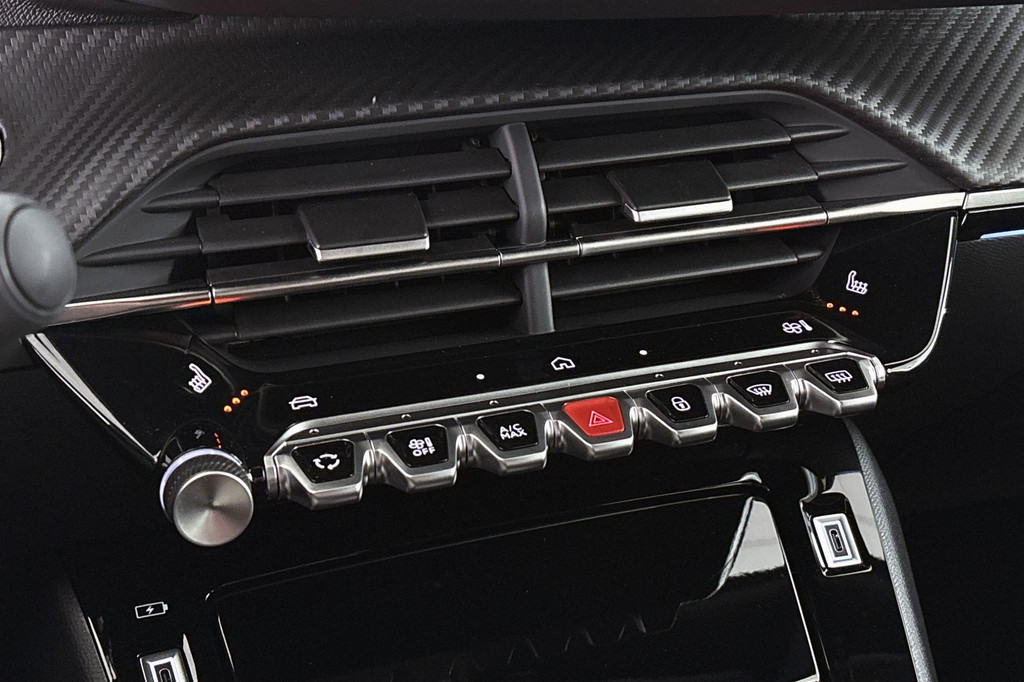 Peugeot e-2008 (JVG16T) met abonnement
