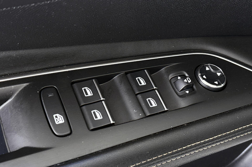 Peugeot 3008 (T817PG) met abonnement