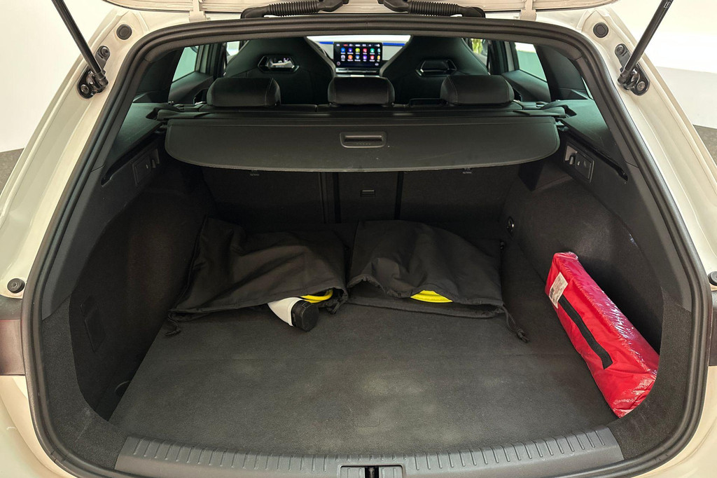 CUPRA Leon Sportstourer (KHN89L) met abonnement